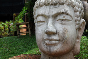 Бетонный Будда