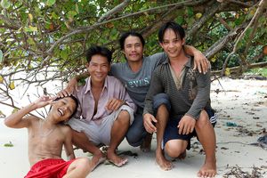 Коллектив вьетнамских рыбаков