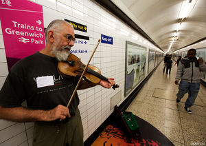 Скрипач в лондонском метро